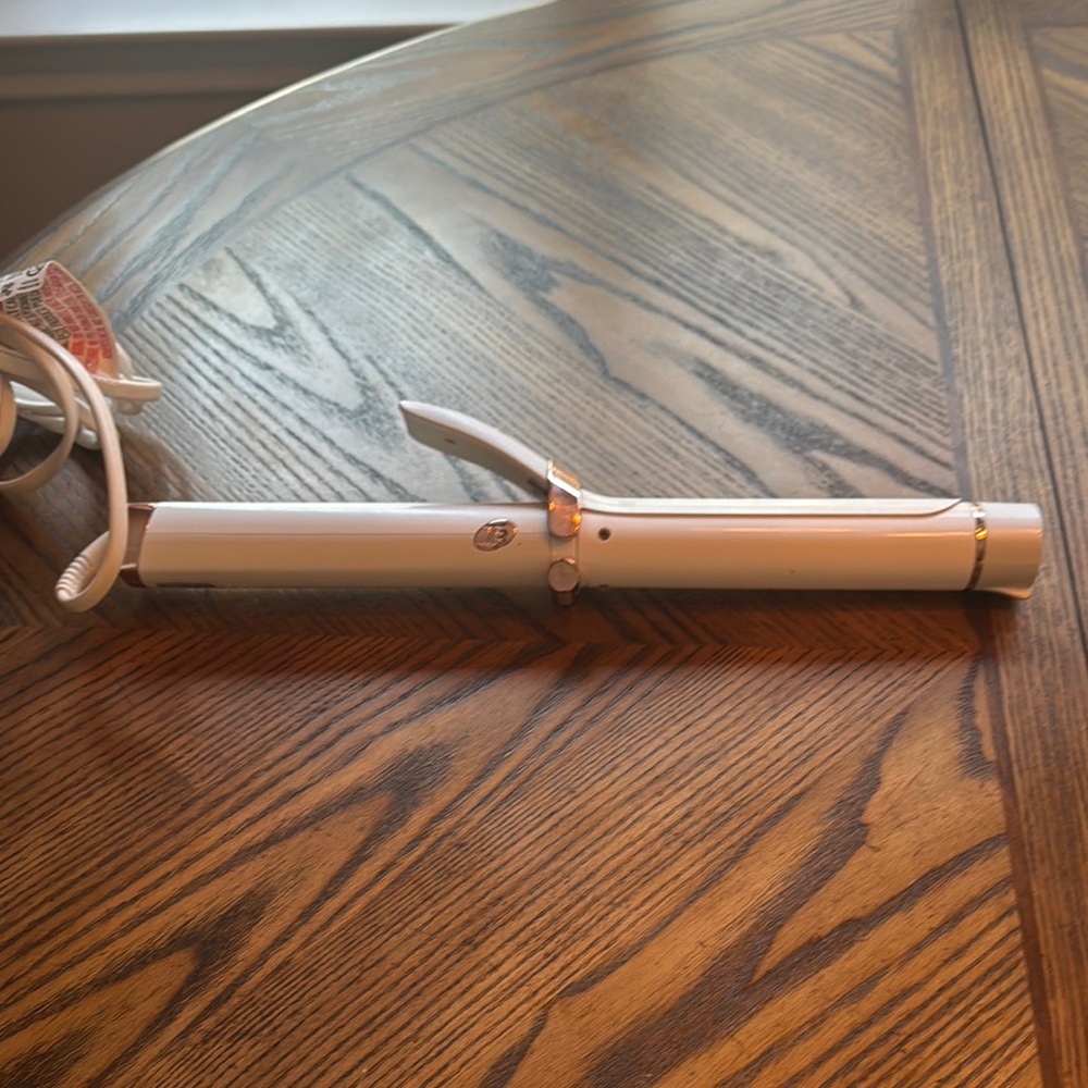 T3 White Hair Styling Tool